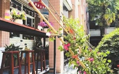 汉服在中学这么普及了吗?