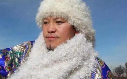 青年歌手李特尔，作词家孟克巴雅尔合作的又一首新歌《爱的世界》