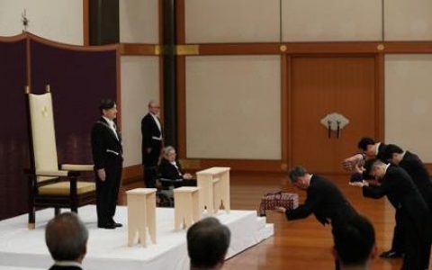 日本新一任天皇德仁正式即位开启“令和”时代
