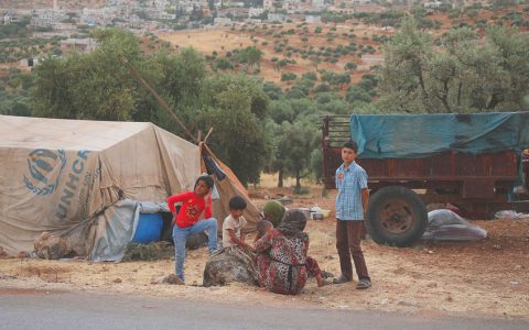 叙利亚：过去三周暴力升级致30万人流离失所 安理会再次举行闭门磋商