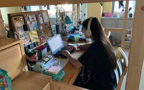 联合国儿基会：全球至少有三分之一的学童在新冠停课期间无法进行远程学习