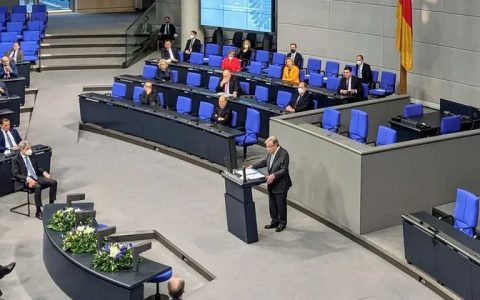 联合国秘书长：全球挑战需要全球解决方案