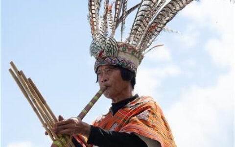 苗族芦笙舞（滚山珠）国家级传承人 ——王景才