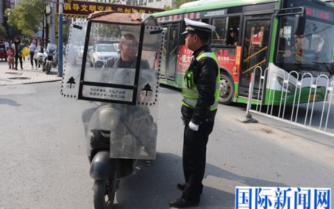 新化：“带盔上路”多了 安全事故少了