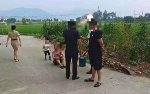 破坏人居环境，湖南新化一村妇被拘留10天