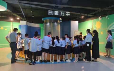 池州市贵池区牌楼镇：驻村工作队聚力儿童关爱 搭建梦想舞台