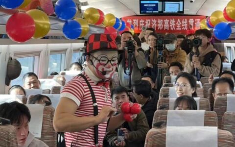 郑济高铁开行 两地人民出行更便捷