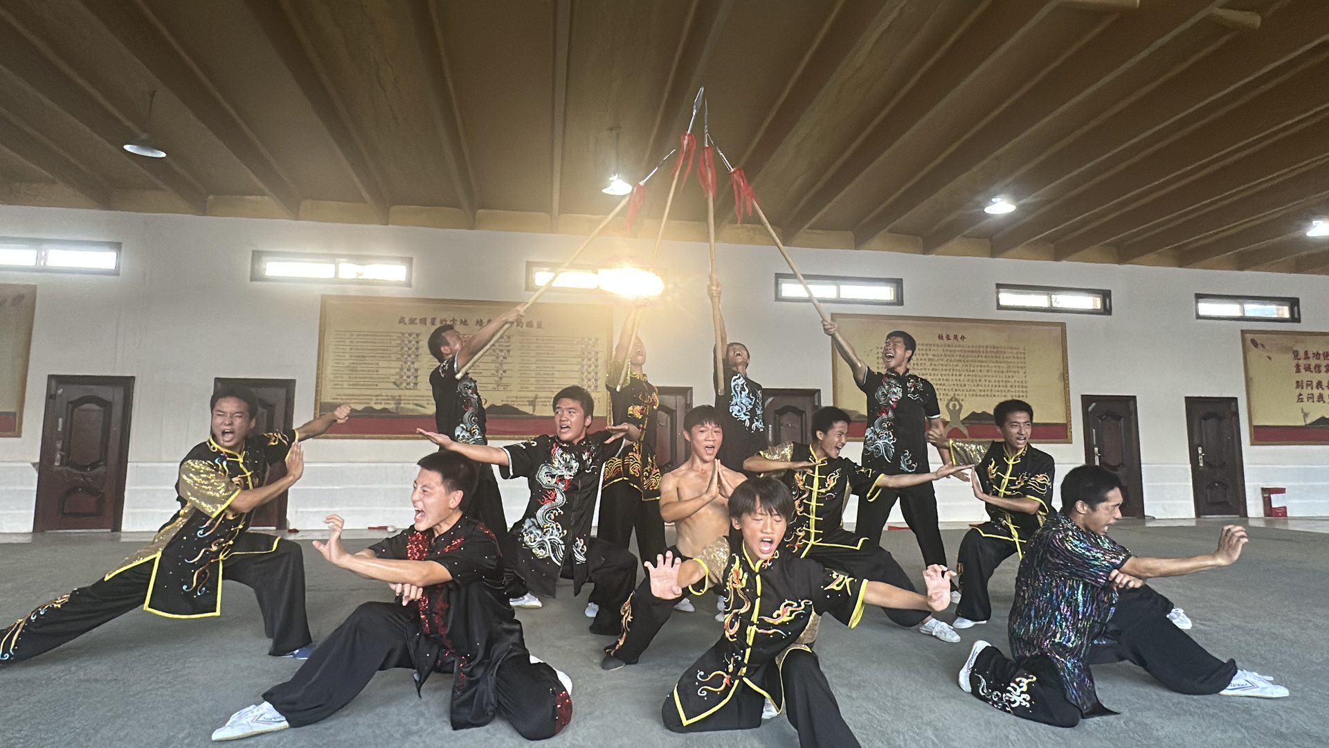 登封市少室山武术学校与中国记录通讯社签订战略合作协议 共推少林武术文化全球传播