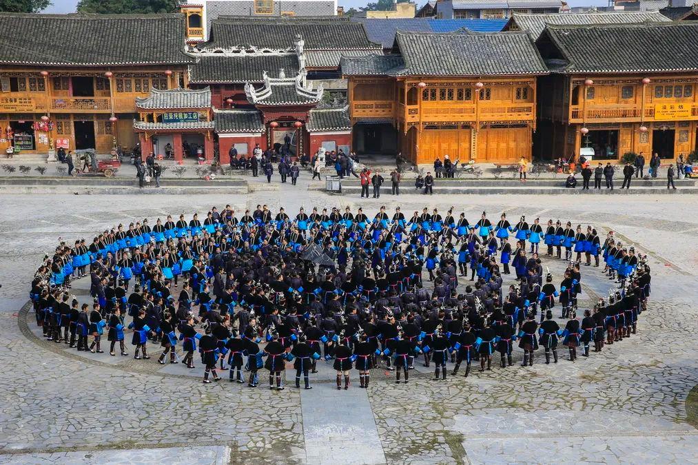 一碗素瓜豆汤出圈，全国网友集体破防：贵州的夏天作弊了吧？