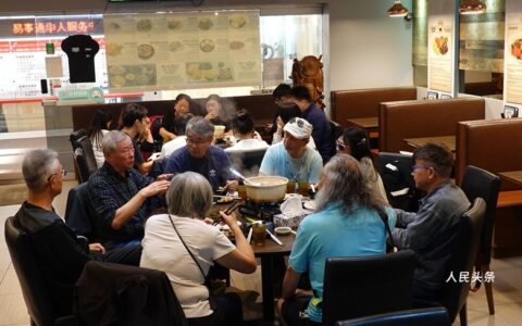 多伦多椰岛海南鸡饭店推出“文昌糟粕醋火锅”