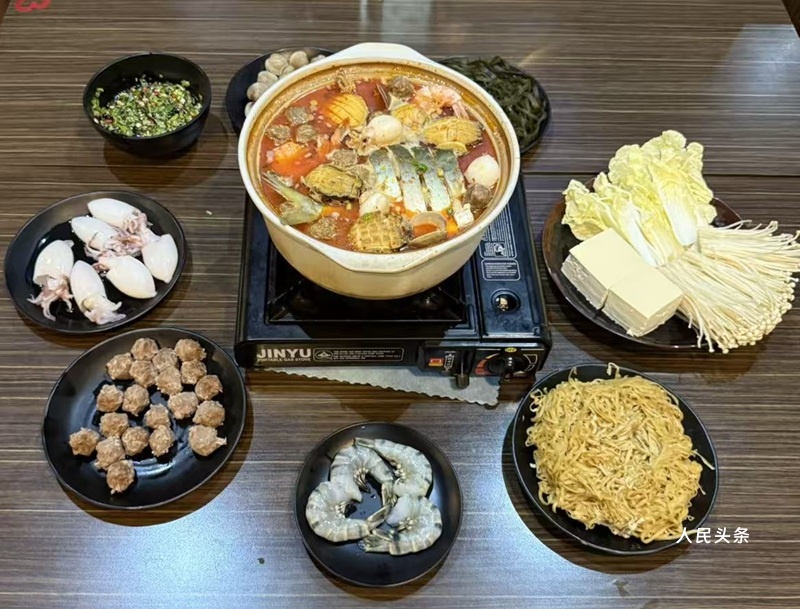 多伦多椰岛海南鸡饭店推出“文昌糟粕醋火锅”-图片4