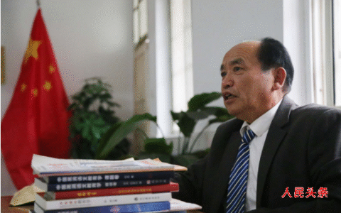 任杰：想把一辈子的教学经验留下，为阜阳教育事业再做一点贡献