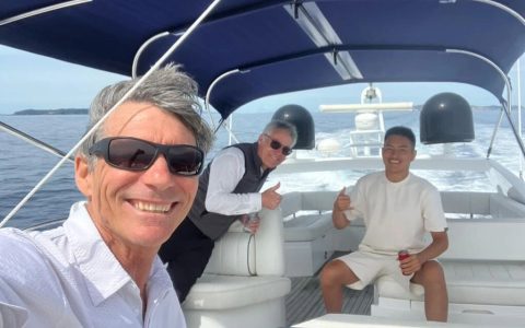 报喜：广东开平籍华裔勇夺新西兰帆船赛全国冠军！