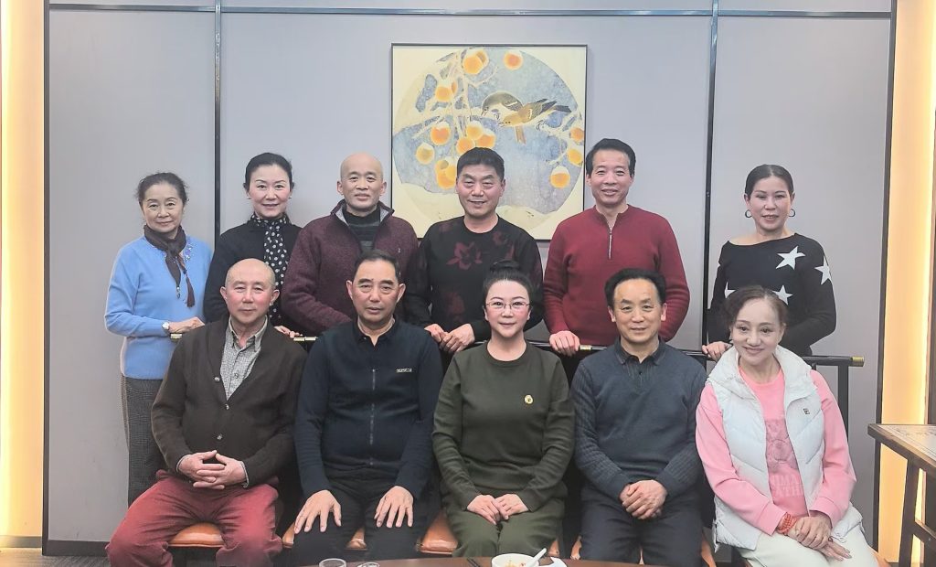 军地文工团圆桌会议凝聚共识 共筹淮海战役纪念祭扫活动