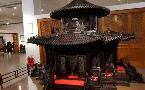 清明陨落｜“紫檀女王”陈丽华逝世，享年 85 岁，曾问鼎中国女首富