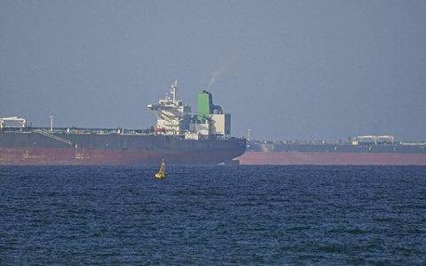 以黎停火，海峡重启：伊朗释放三大信号，全球民生迎来转机