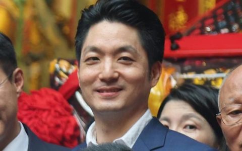 台媒最新民调，蒋万安暂居2028“蓝白合”最强共主