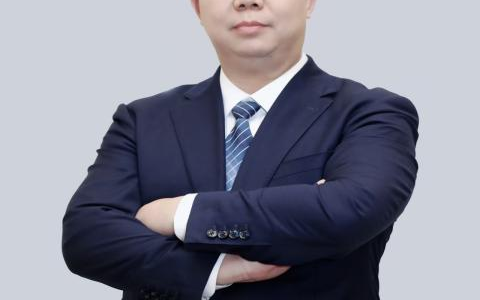 知识改变命运  勤奋铸就辉煌  ——专访广西河池商会会长、东莞世勋电子科技有限公司董事长覃光元