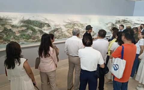 「侨乡故事」《粤侨五洲图》羊城展出：一图画写华侨沧桑