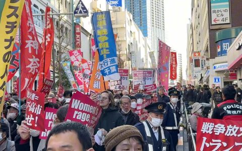 万人怒吼！东京爆发大规模集会，全民抵制高市早苗危险修宪
