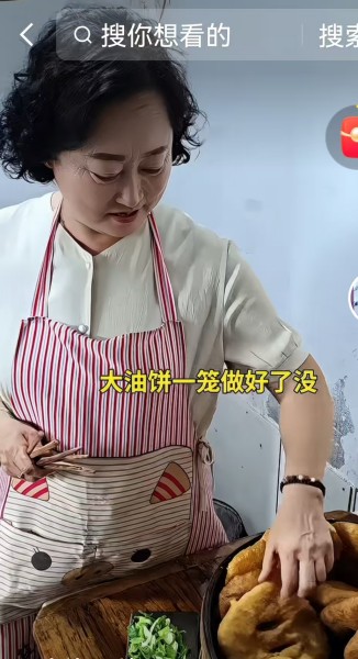 网红主播雪峰：用真情讲好乡村故事