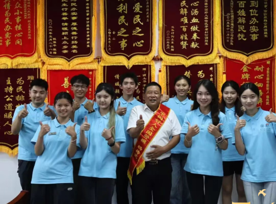 聆听“中国好人”故事,汲取青春奋进力量