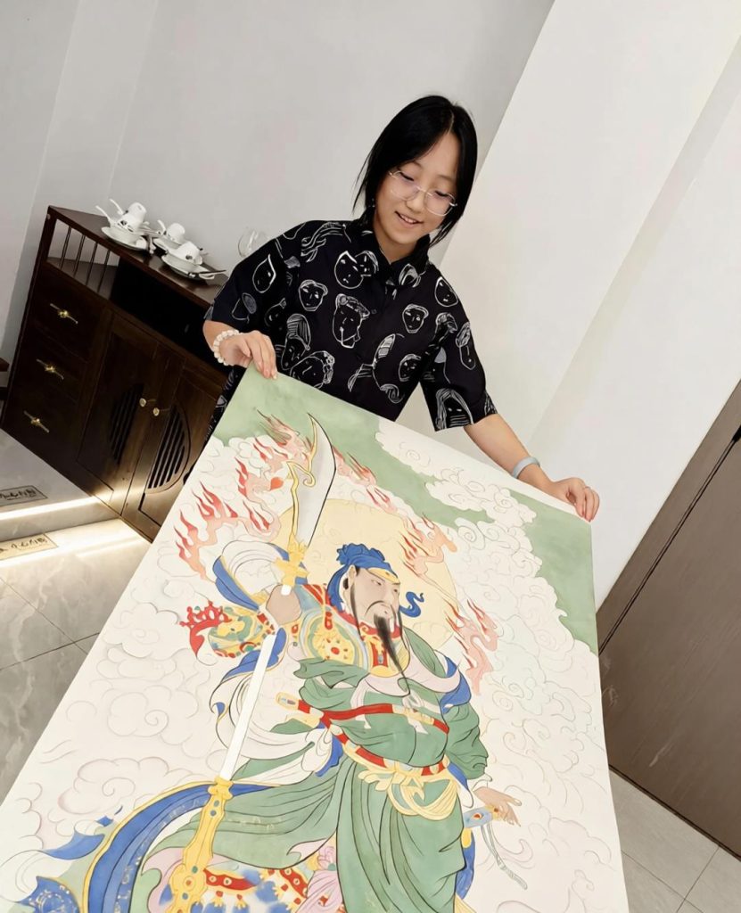 18岁少女露兮,立志走遍天涯敬拜关公,亲手绘制108幅关公美图