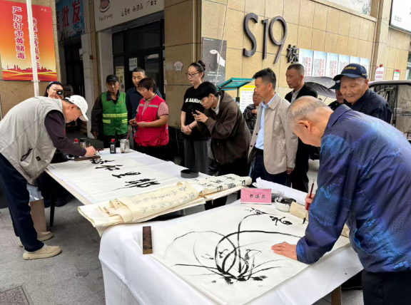 金秋重阳暖万邻 敬老睦邻一家亲 ——阜阳市颍州区清河街道万霖社区重阳节活动侧记